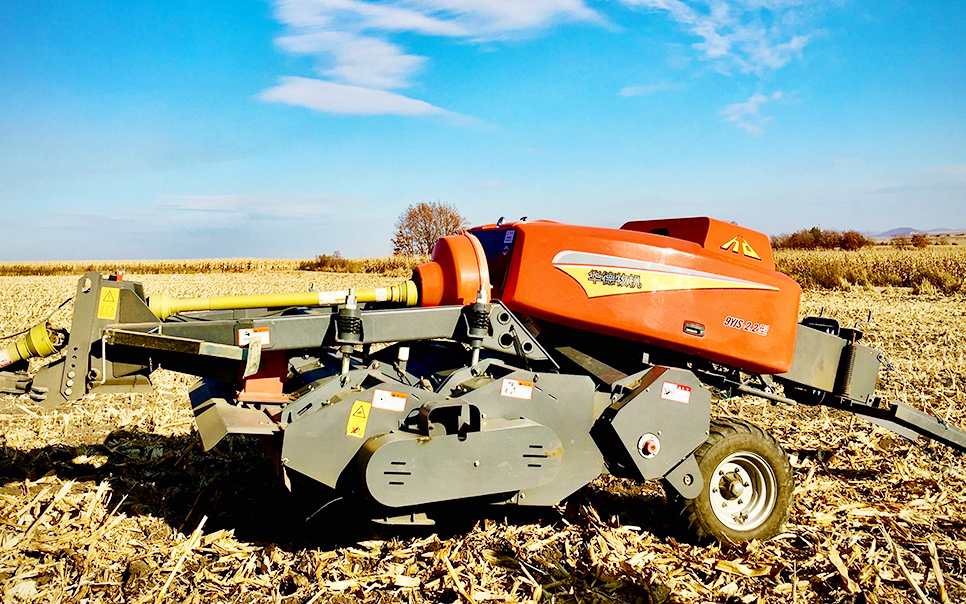 標題：9YJS-2.2雙刀軸秸稈切割揉碎方捆壓捆機
瀏覽次數(shù)：89
發(fā)表時間：2023-12-12